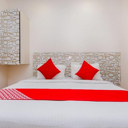 Hotel O Blue Pearl Residency Near Chhatrapati Shivaji International Airport Bombaim Exterior foto