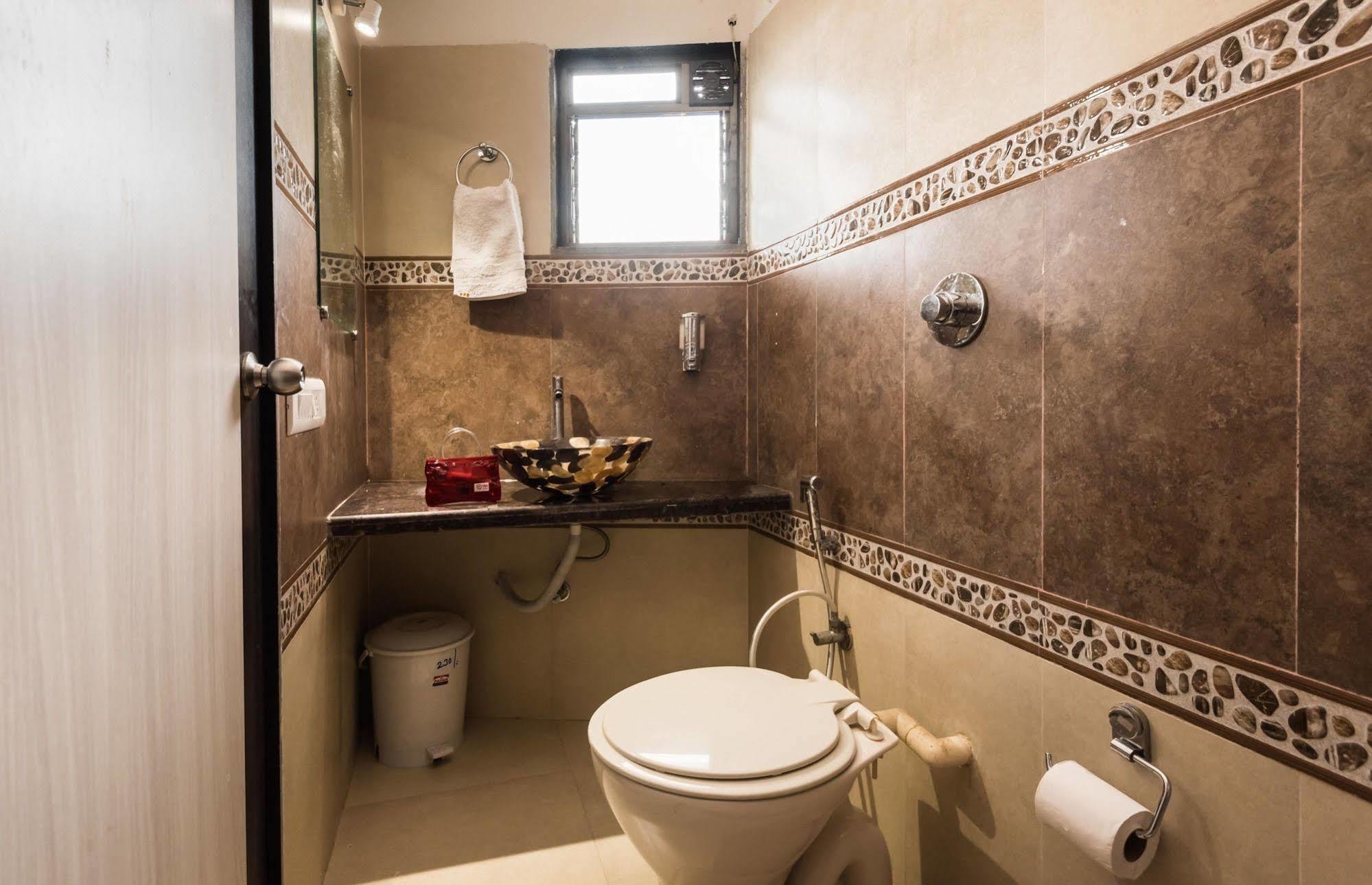 Hotel O Blue Pearl Residency Near Chhatrapati Shivaji International Airport Bombaim Exterior foto