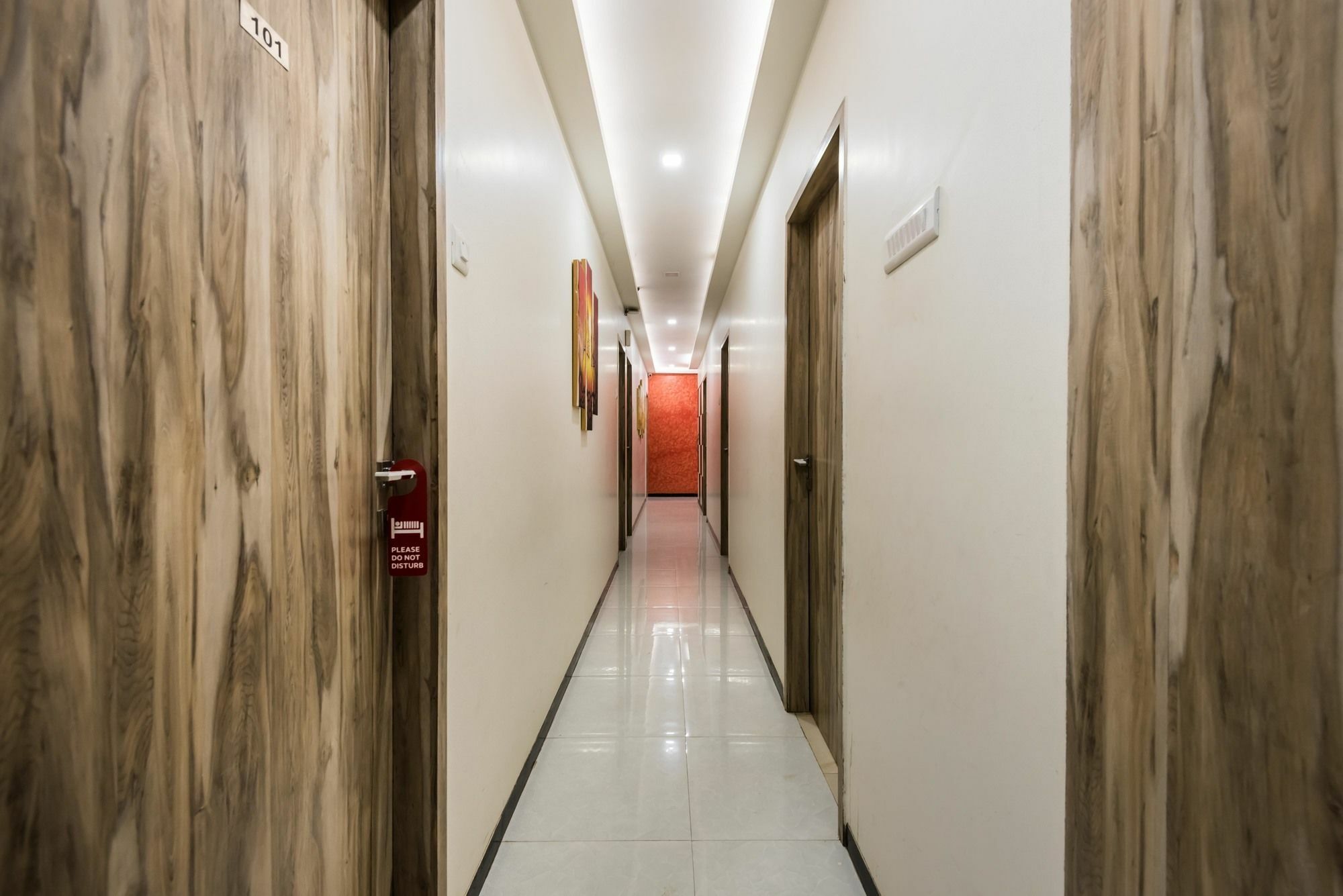 Hotel O Blue Pearl Residency Near Chhatrapati Shivaji International Airport Bombaim Exterior foto